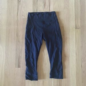 Lululemon In Movement Crop Leggings - Navy, Size 6